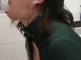 Slutty milf deepthroat