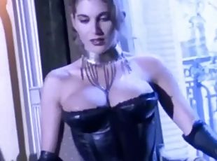 lesbienne, latina, bdsm, latex, femme-dominatrice