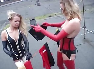 en-plein-air, lesbienne, lingerie, fétiche