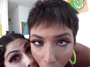 teta-grande, anal, babes, garganta-funda, a-três, pov, natural, bizarro-kinky, peituda, ousado