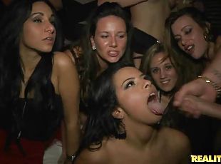 fête, babes, ejaculation-sur-le-corps, hardcore, sexe-de-groupe, fou, sur-le-visage, ejaculation, club