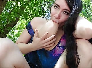 Poisonousxgoddess - Smoking And Titty Worship