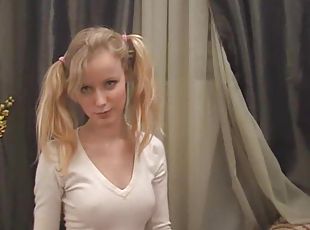 gros-nichons, masturbation, russe, maigre, babes, ados, natte, culotte, chienne, naturel