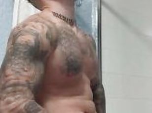 amateur, énorme-bite, gay, solo, espagnol, musclé, salle-de-gym, tatouage, bite