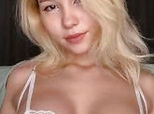 asiatique, gros-nichons, vieux, amateur, babes, ados, jouet, branlette, blonde, 18ans