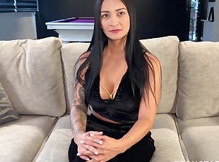 fichette, mammine-mature, hardcore, pornostar, coppie, masturazione-con-dita, tatuaggi