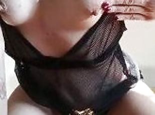 malaking-suso, dyakol-masturbation, baguhan, matanda, milf, natural, solo