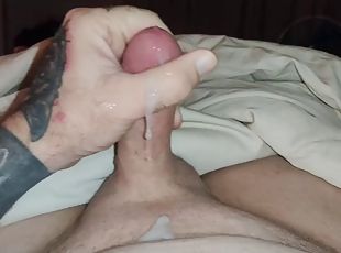 masturbation, ejaculation-sur-le-corps, gay, ejaculation, européenne, euro, solo, tatouage