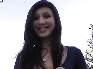 asiatiche, allaperto, pubblici, amatoriali, giovanissime, hardcore, pov, brunette, tettine