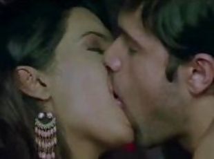 Geeta Basra And Emraan Hashmi Kissing And Sex Scene