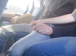 masturbation, en-plein-air, public, amateur, ejaculation-sur-le-corps, énorme-bite, branlette, couple, petite-amie, ejaculation