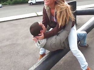 levrette, en-plein-air, amateur, hardcore, gangbang, couple, jeans, réalité