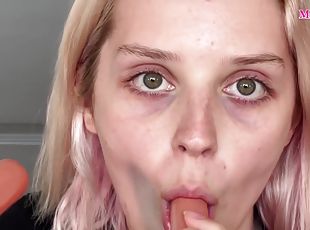 Sausage Sucking Fetish With teen 18+ Girl