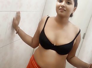 Bhabhi Bathroom Fakking