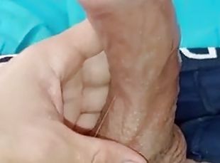 BIG AND DINGY PENIS, INTENSE MASTURBATION, INTENSE CUMSHOT, SUBMISSIVE, SHINY PENIS