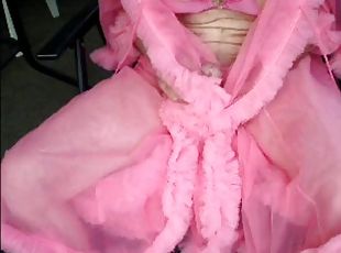 A DAY OD CUMMING IN PINK