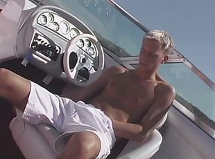 ejaculation-sur-le-corps, gay