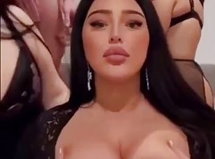 Juicy tits