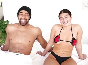 teta-grande, chupanços, tiro-ao-alvo, interracial, lésbicas, hardcore, casal, natural, webcam, peituda