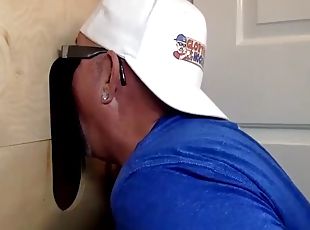 Youthful Cock Gets Sucked At The Gloryhole