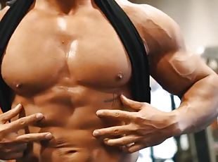 masturbarsi, gay, seghe, solitari, muscolosi, palestra, allenamenti