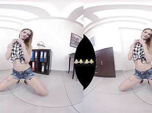 Virtual Reality Pissing With Adele Unicorn