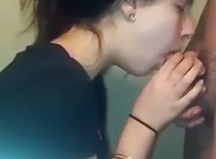 Bitchy gf gives head, deepthroats and fucks in bathroom