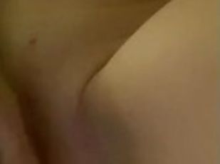 gros-nichons, masturbation, chatte-pussy, amateur, milf, horny, solo, rasé