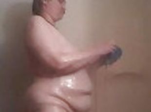 MY 1ST SHOWER VIDEO I EVER PUT ONLINE! I'm not happy w/ how I look, but this is me!