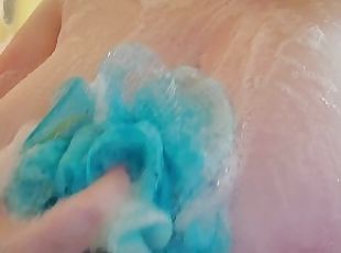 bañando, tetas-grandes, amateur, madurita-caliente, ducha, a-solas