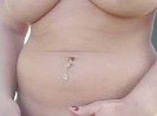 gros-nichons, masturbation, mamelons, orgasme, public, chatte-pussy, giclée, amateur, ados, allemand