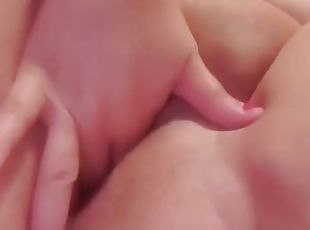 tetas-grandes, masturbación, orgasmo, coño-pussy, squirting, amateur, madurita-caliente, regordeta, italiano, a-solas