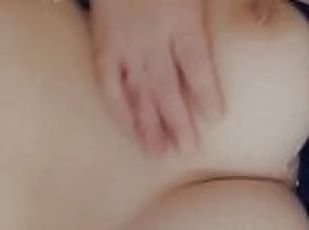 gros-nichons, masturbation, amateur, milf, belle-femme-ronde, solo