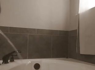 pisser, amateur, compilation, coquine, fétiche, solo, tabou, humide, érotique