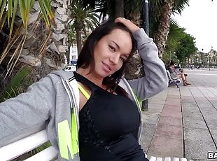 gros-nichons, levrette, en-plein-air, public, chatte-pussy, anal, fellation, milf, hardcore, branlette