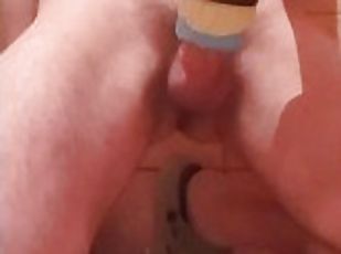 baignade, masturbation, orgasme, chatte-pussy, maigre, amateur, ejaculation-sur-le-corps, énorme-bite, ados, jouet