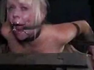 bdsm, slave, knepning-fucking, brutal, bondage