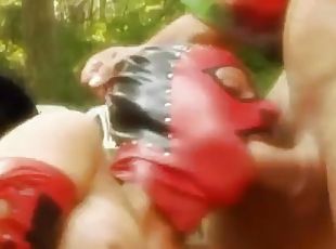 di-tempat-terbuka, blowjob-seks-dengan-mengisap-penis, gambarvideo-porno-secara-eksplisit-dan-intens, pasangan, mundur, bersetubuh, hutan, kulit