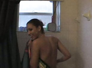 mandi, amatir, gambarvideo-porno-secara-eksplisit-dan-intens, buatan-rumah, latina, pasangan, permainan-jari, sudut-pandang, kepang-rambut, mandi-shower