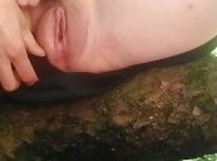 mastubasi, orgasme, di-tempat-terbuka, kencing, vagina-pussy, amatir, sayang, jenis-pornografi-milf, seorang-diri, hutan