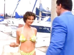 Bonerific Brunette Catherine Bell Wearing a Super Sexy Bikini