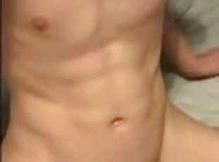 masturbation, amateur, ejaculation-sur-le-corps, énorme-bite, ados, gay, branlette, fétiche, solo, virgin