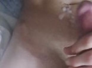 masturbation, amateur, ejaculation-sur-le-corps, énorme-bite, ados, branlette, ejaculation, solo, bite