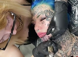 Tattooed Aussie babe gets some new ink