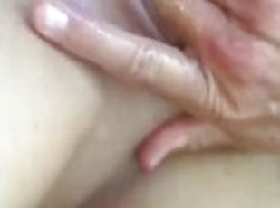 orgasmo, squirting, amateur, madurita-caliente, con-los-dedos