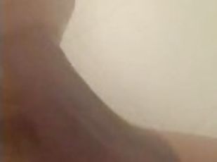 baignade, masturbation, amateur, ejaculation-sur-le-corps, ados, branlette, point-de-vue, douche, solo