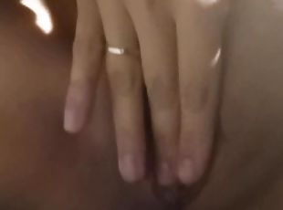 tate-mari, masturbare-masturbation, pasarica, amatori, bunaciuni, milf, jucarie, sot, solo, bruneta