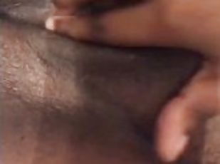 coño-pussy, squirting, amateur, negra-ebony, lesbiana, madurita-caliente, masaje, a-solas, lésbico, abriéndose