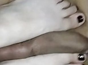 Feet footjob