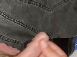 masturbation, monstre, amateur, ejaculation-sur-le-corps, branlette, secousses, ejaculation, solo, jeans, bite